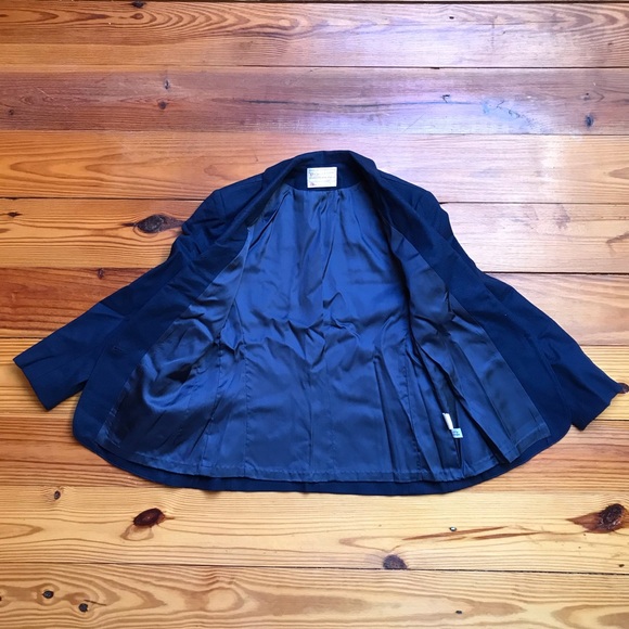 Pendleton Navy Wool Gold Button Blazer, EUC, 0/2 - Picture 12 of 14